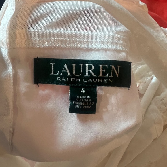 Women’s sculpted knee length dress - Picture 2 of 4